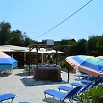 בית הארחה Billy's