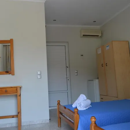 Billy's 3* Μωραΐτικα