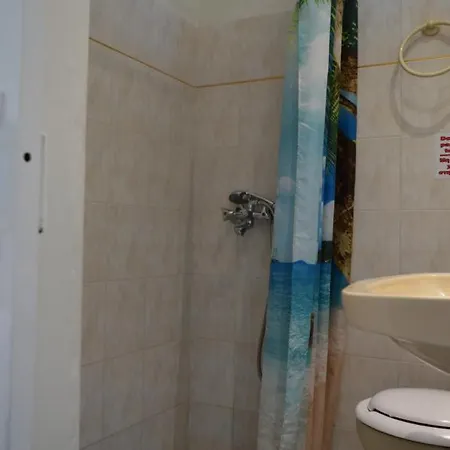 Billy's Πανσιόν Μωραΐτικα