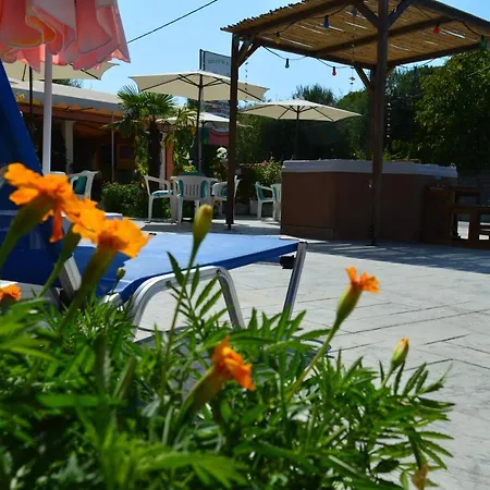 Billy's ゲストハウス モライティカ