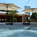 Billy's Moraitika
